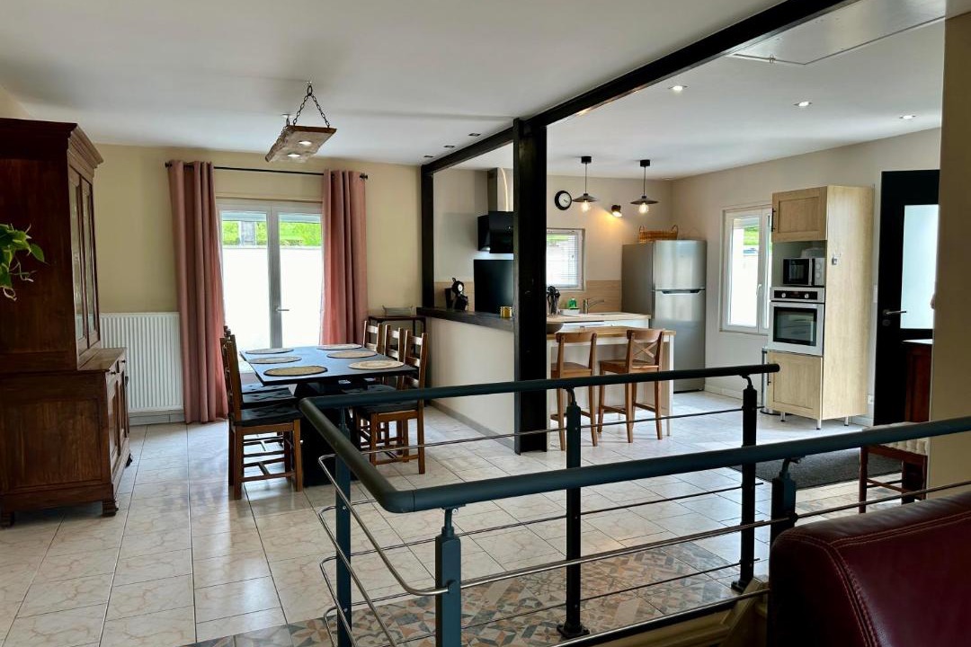 Photo of Others in Buncey