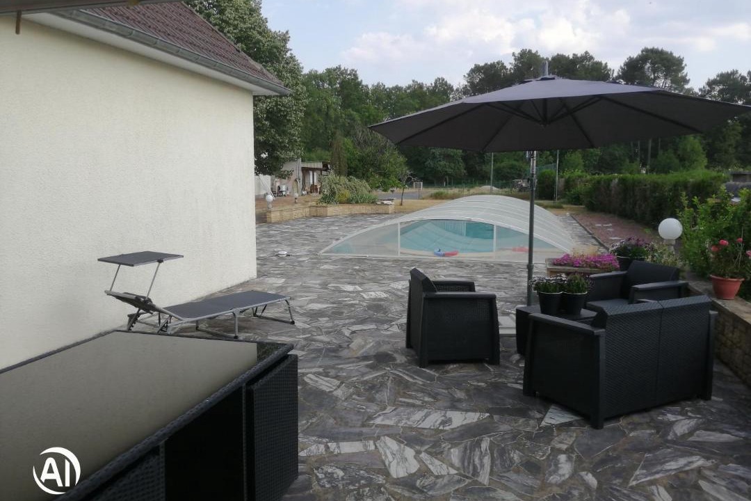 Photo of Others in Arnage