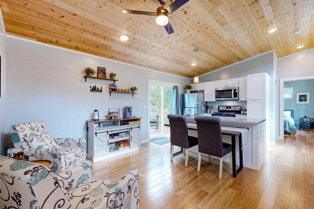 Photo of Others in Carson