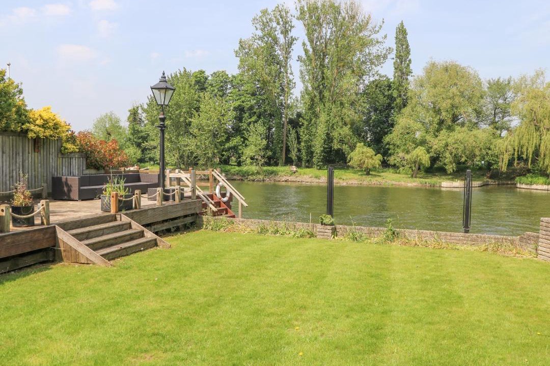 Photo of Others in Wraysbury