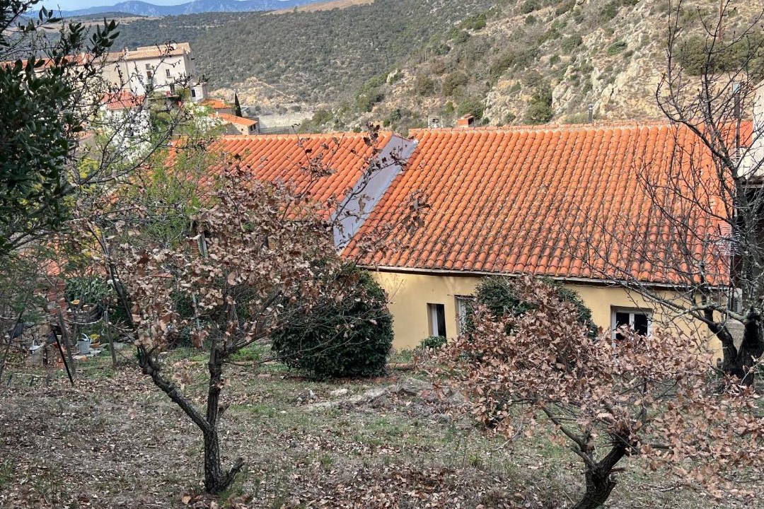 Photo of Others in Caramany