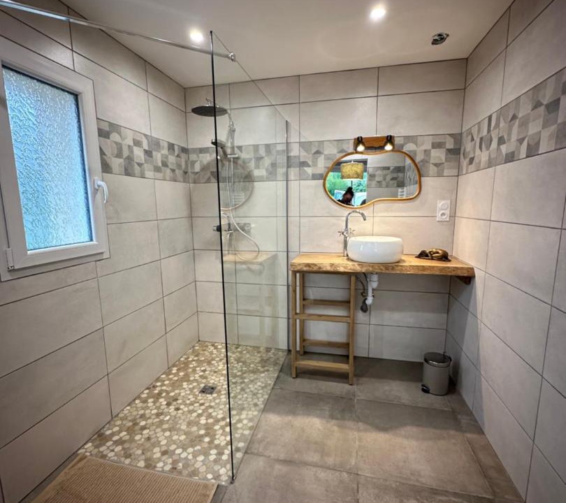 Photo of Others in Le Tourneur