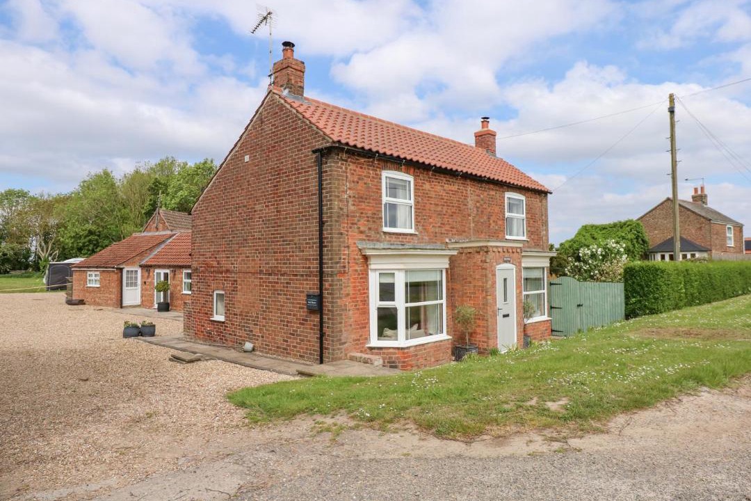 Photo of Others in Frampton