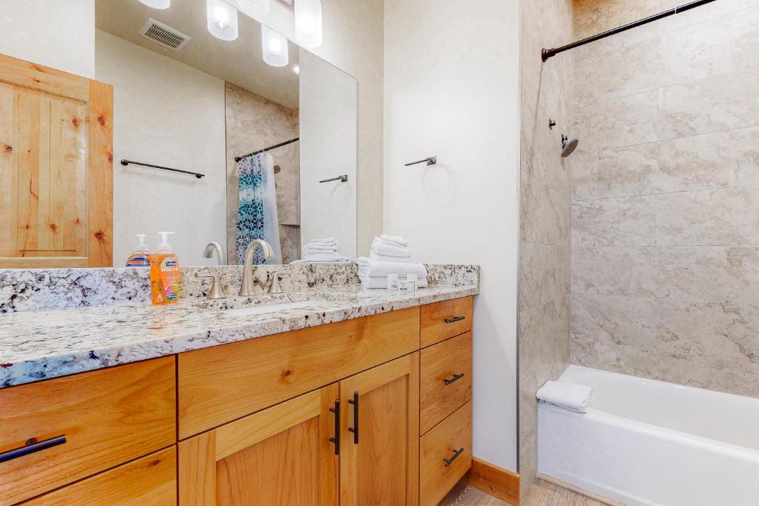 Photo of Bathroom in Laketown