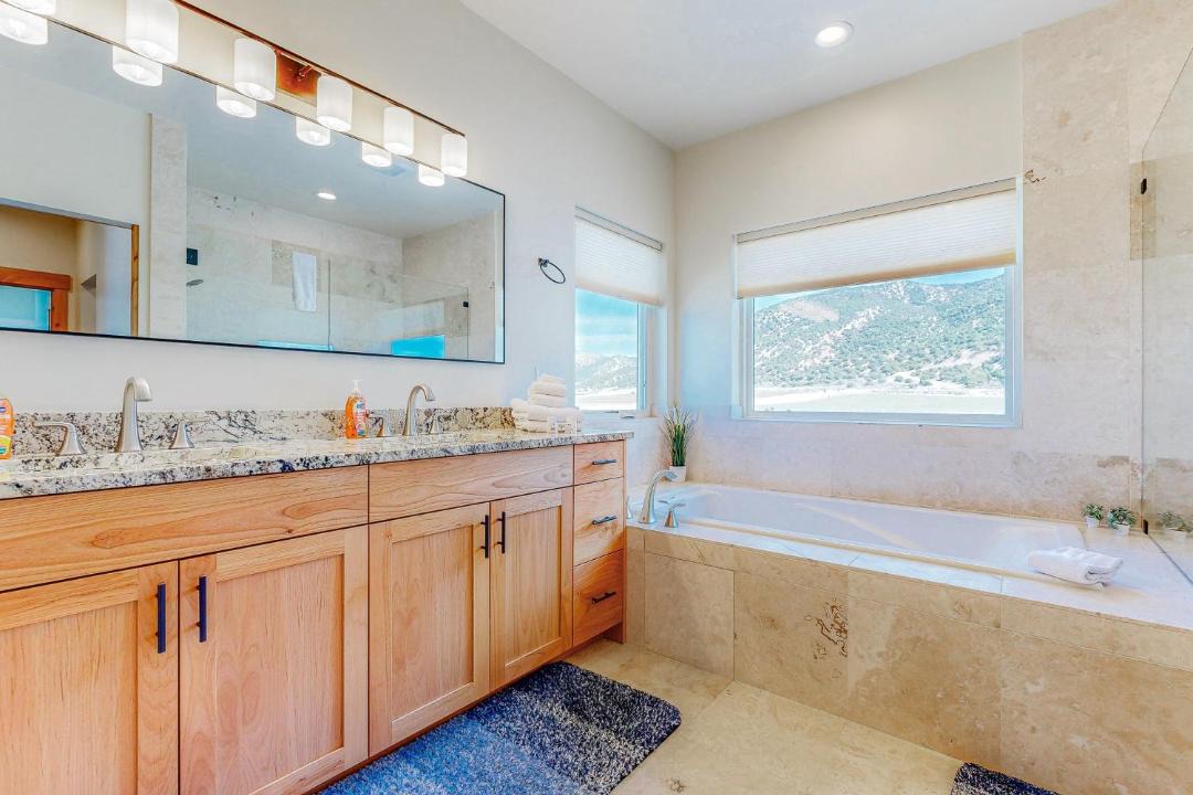 Photo of Bathroom in Laketown