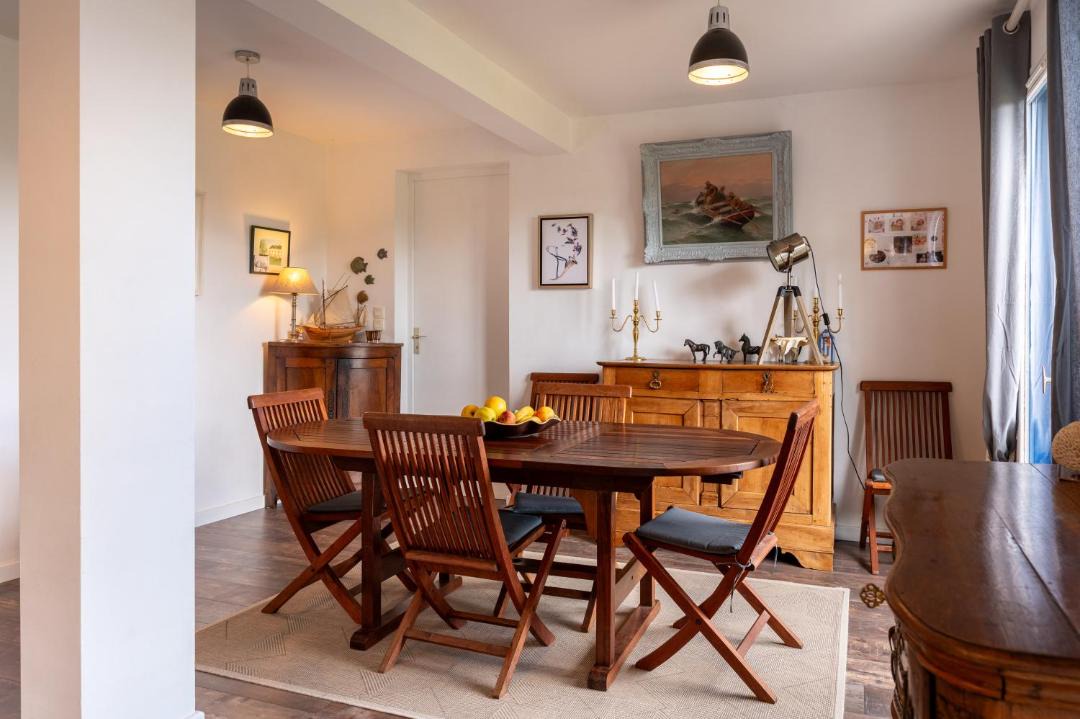 Photo of Others in Arzon