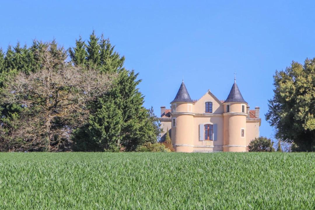 Photo of Others in Seyches