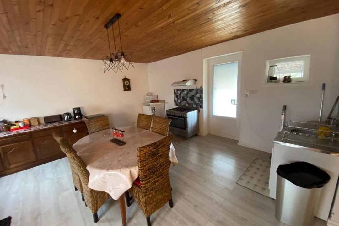 Photo of Others in Toulon-sur-Arroux