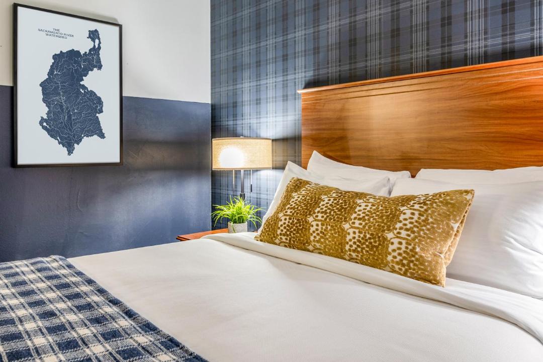 Photo of Others in Dunsmuir