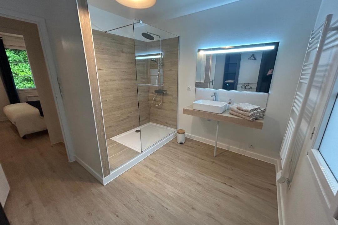 Photo of Others in Graves-Saint-Amant