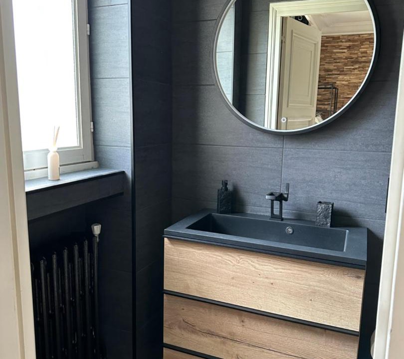 Photo of Others in Busset