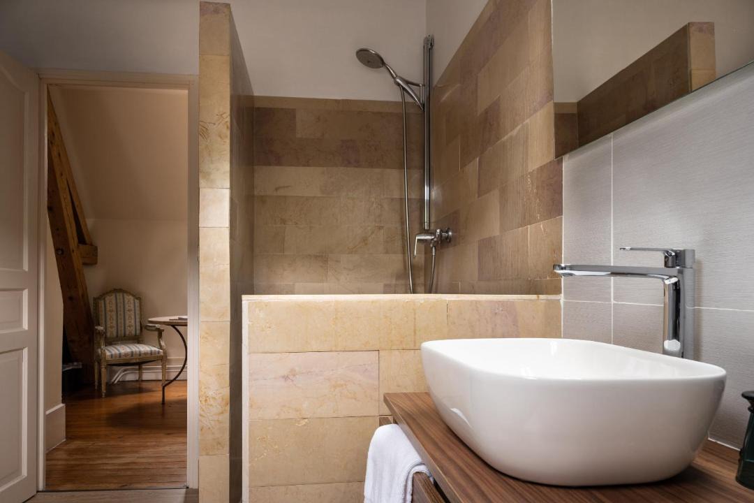 Photo of Bathroom in Auxey-Duresses