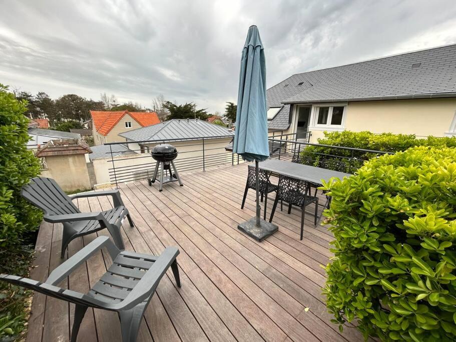 Photo of Others in Saint-Martin de Brehal