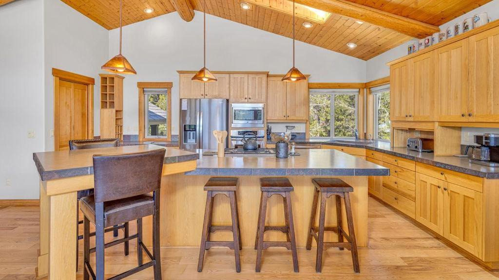 Photo of Kitchen in Three Rivers