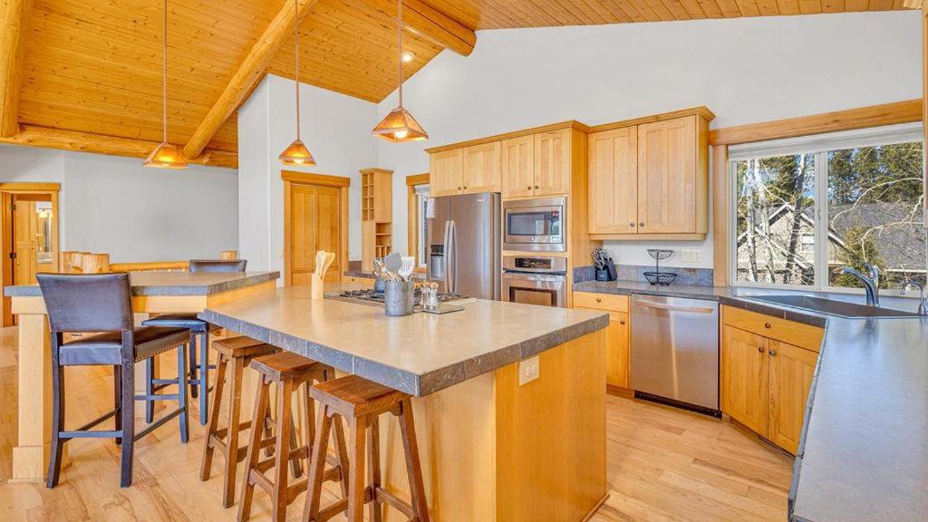 Photo of Kitchen in Three Rivers