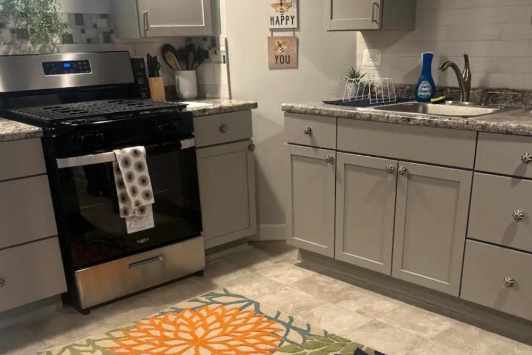 Photo of Others in Broadview