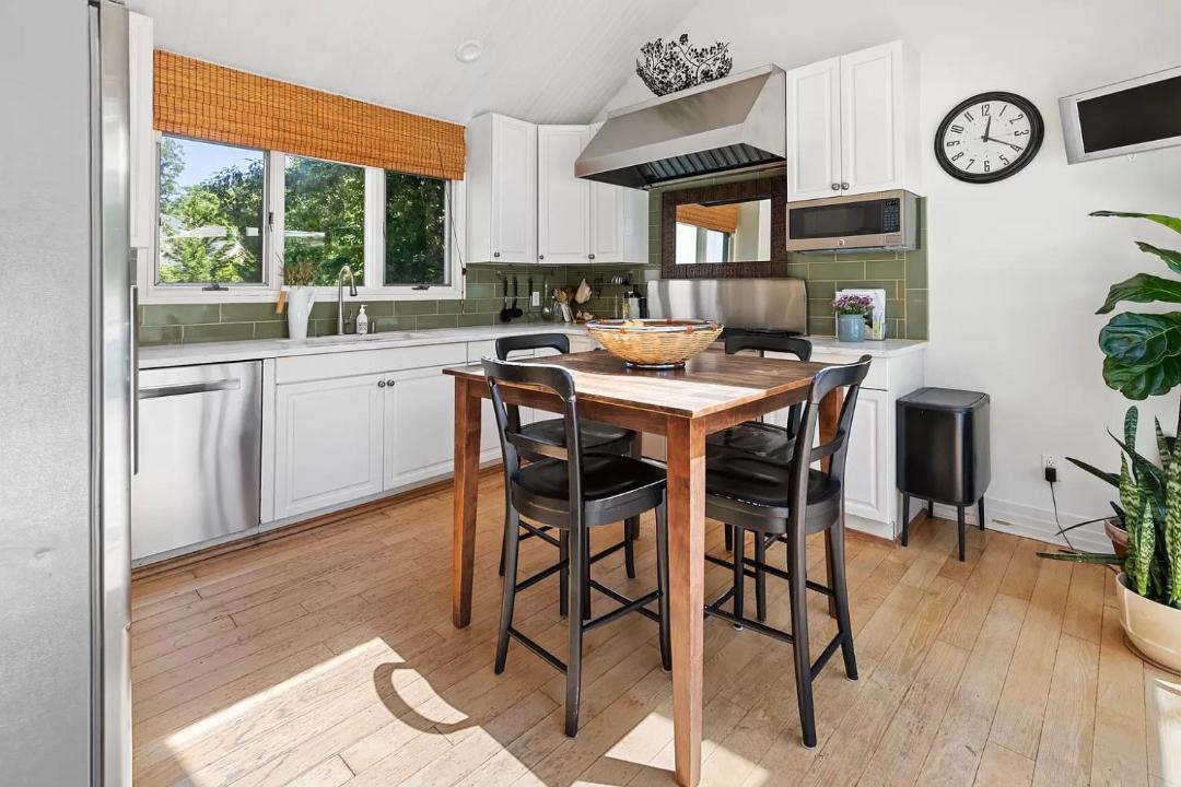 Photo of Others in East Hampton North