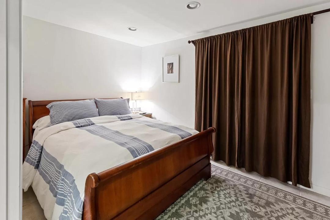 Photo of Others in East Hampton North