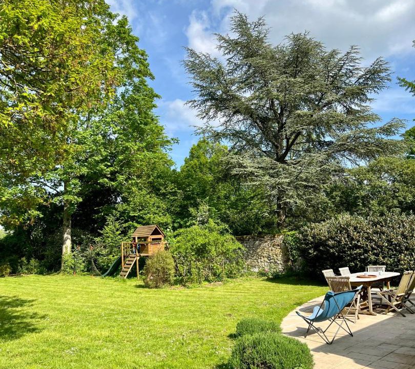 Photo of Others in Chamant