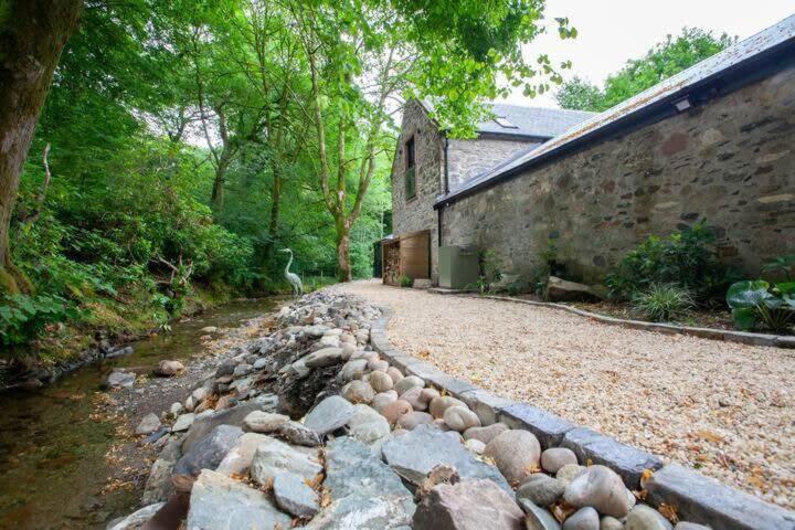 Photo of Others in Alexandria