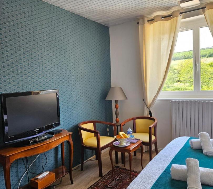 Photo of Others in Saint-Gengoux-de-Scisse