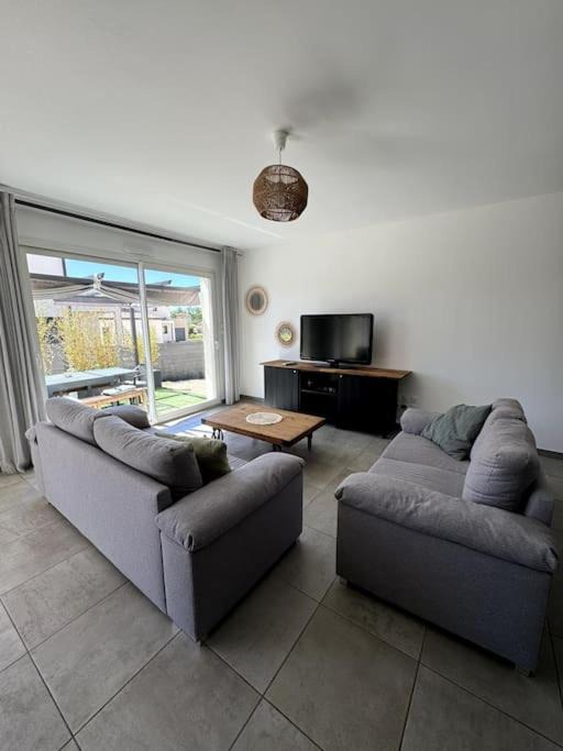 Photo of Others in Ales