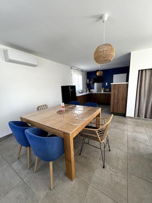 Photo of Others in Ales