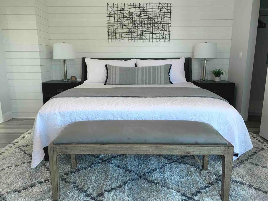 Photo of Others in Neptune Beach