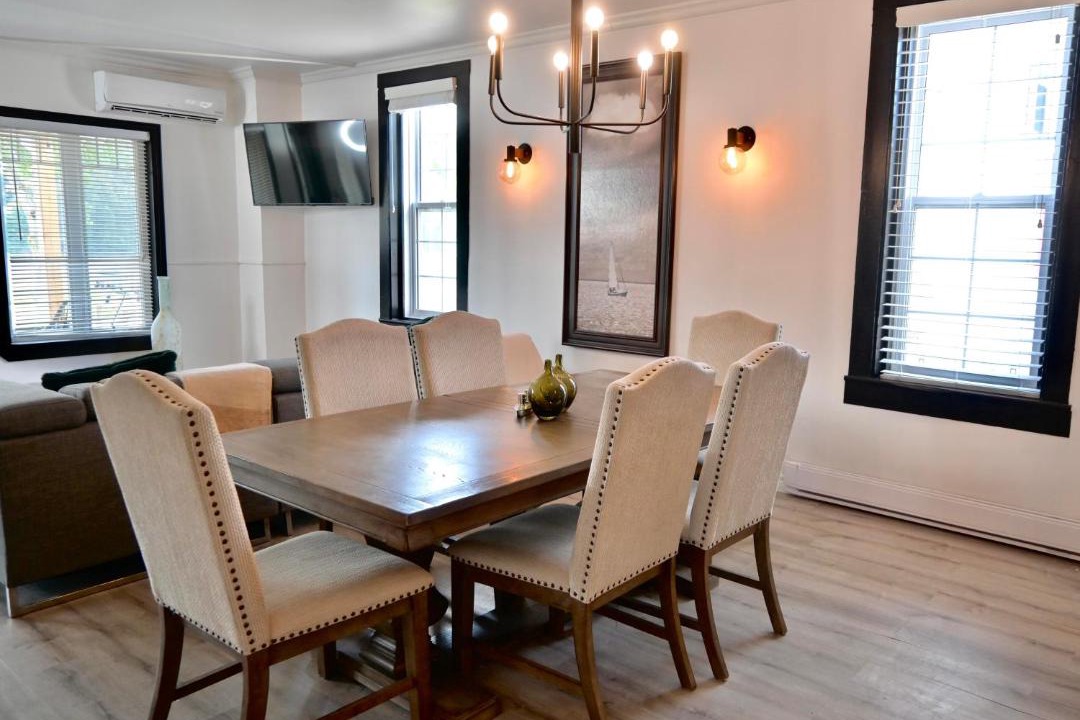 Photo of Others in Alma