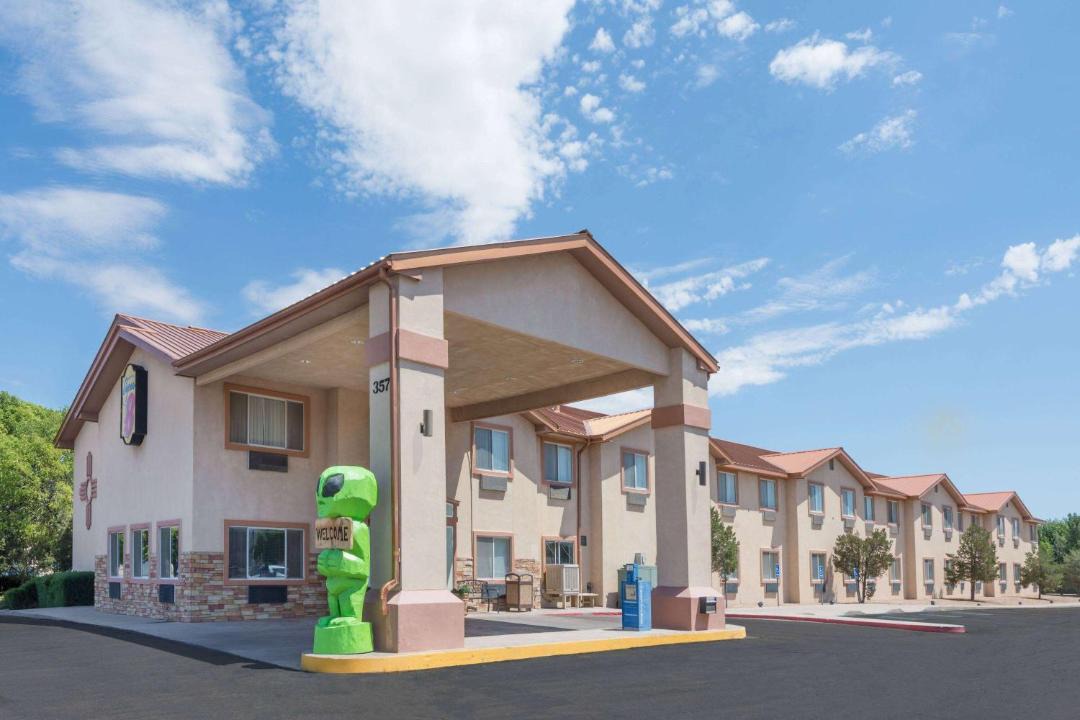Photo of Others in Roswell