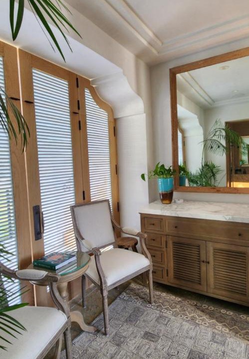 Photo of Others in Woodside