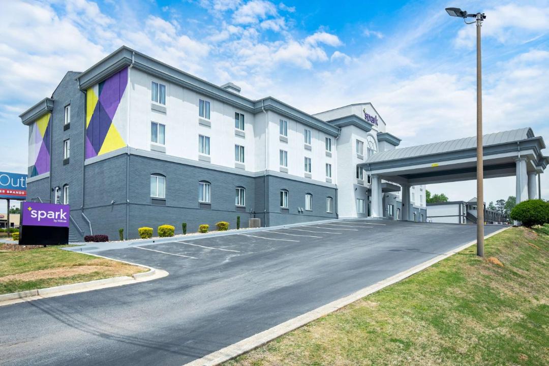 Photo of Others in Commerce