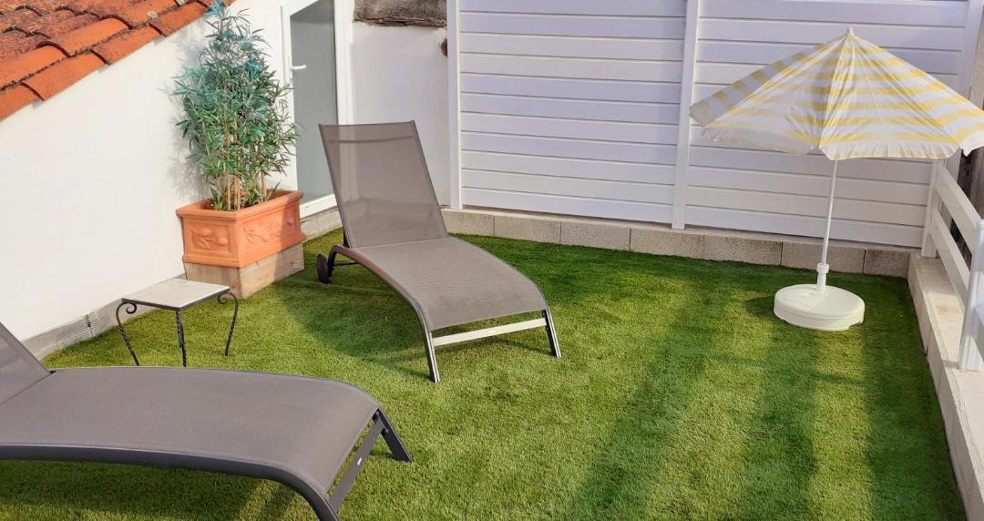 Photo of Others in Aveze