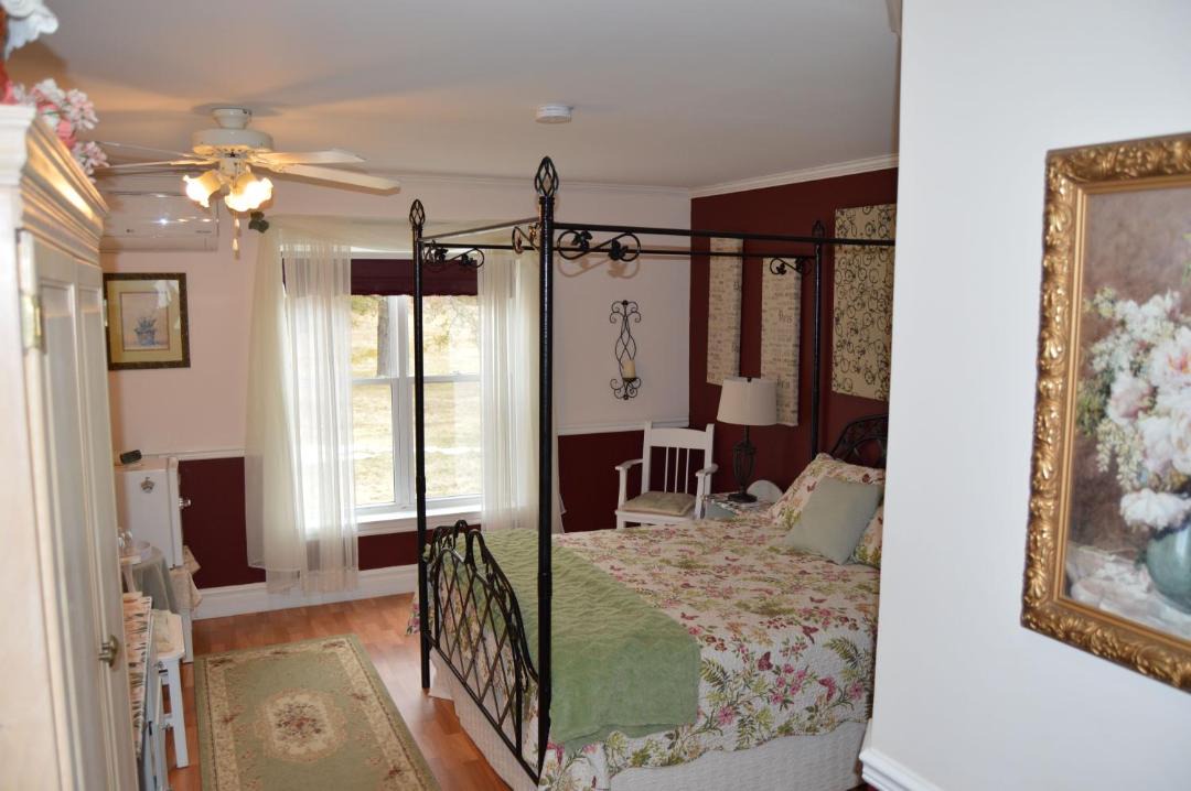 Photo of Bedroom in Parrsboro