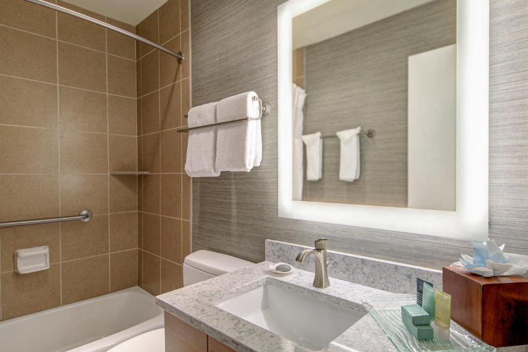 Photo of Others in Downtown Cannon Beach