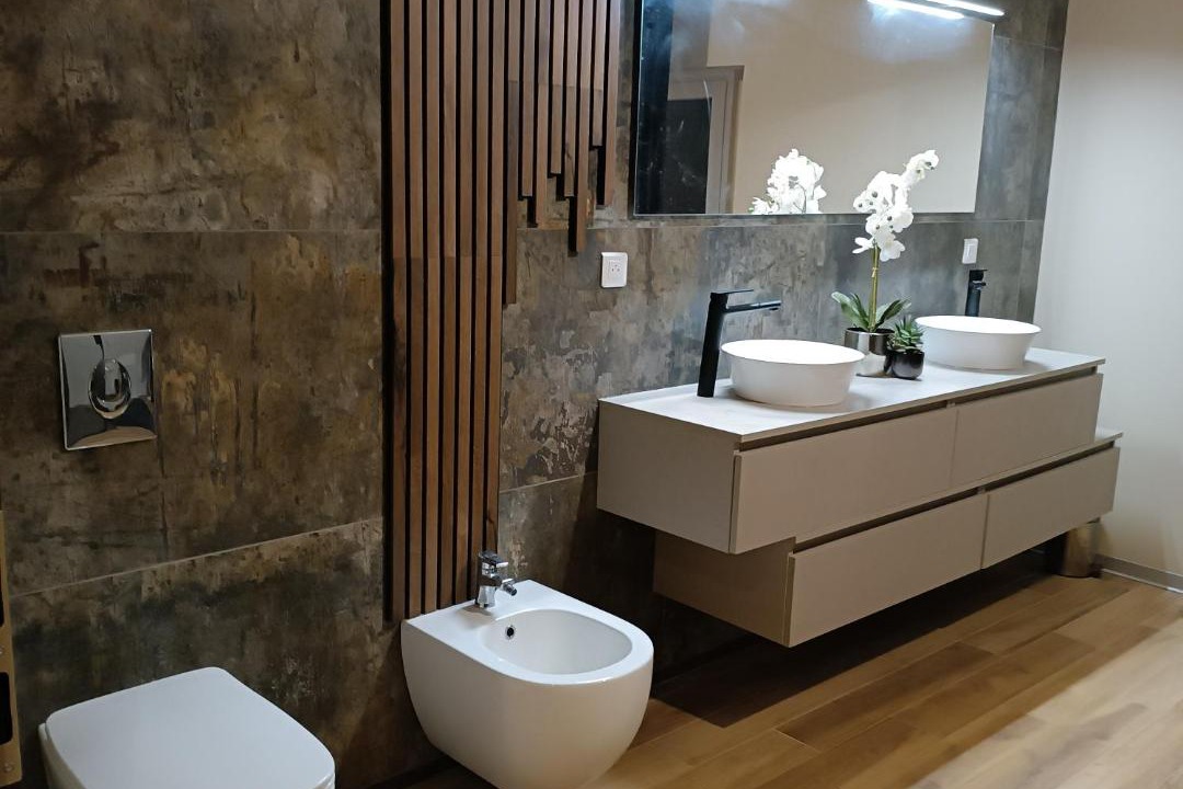 Photo of Others in Vincey