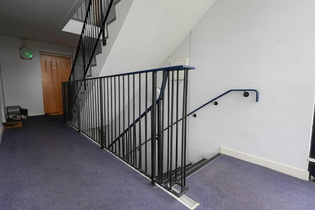 Photo of Others in Bathgate