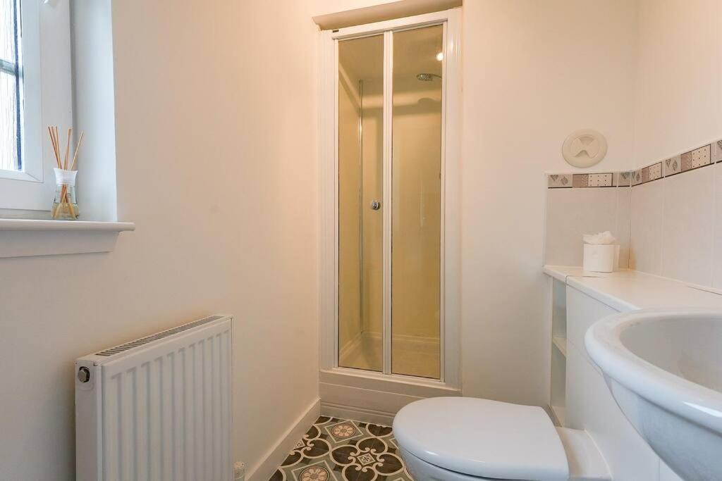 Photo of Others in Bathgate