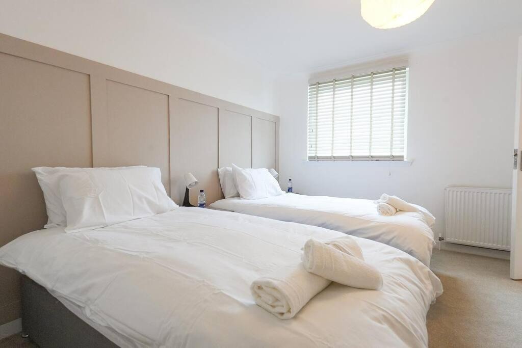 Photo of Others in Bathgate