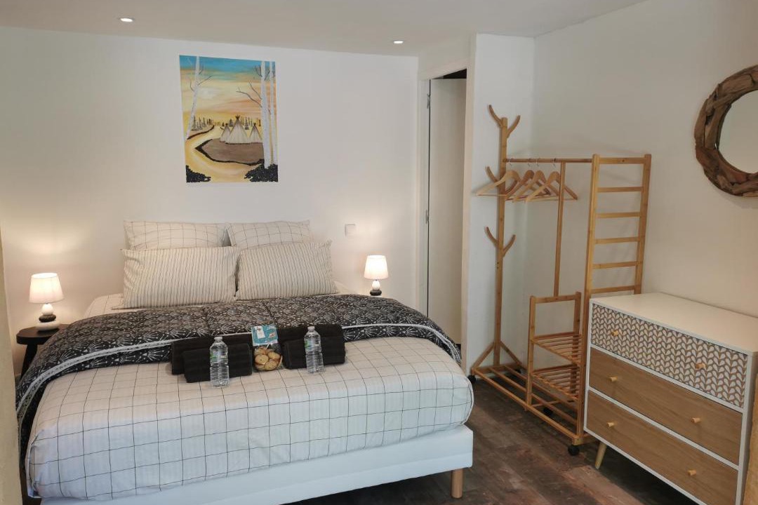 Photo of Others in Saint-Andre-dAllas