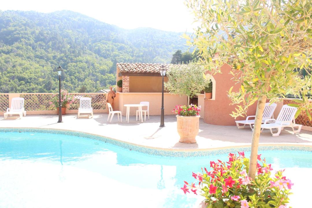 Photo of Others in Utelle