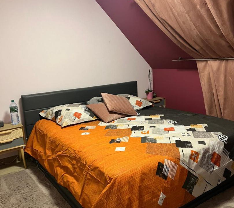 Photo of Others in Persan