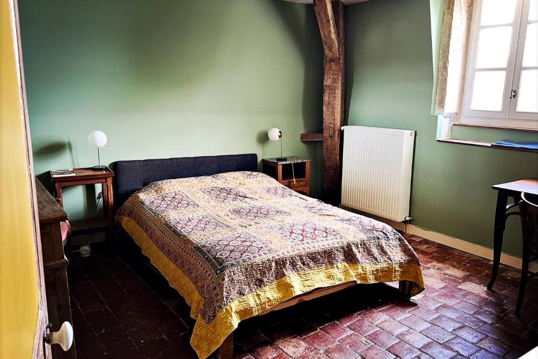 Photo of Others in Avallon