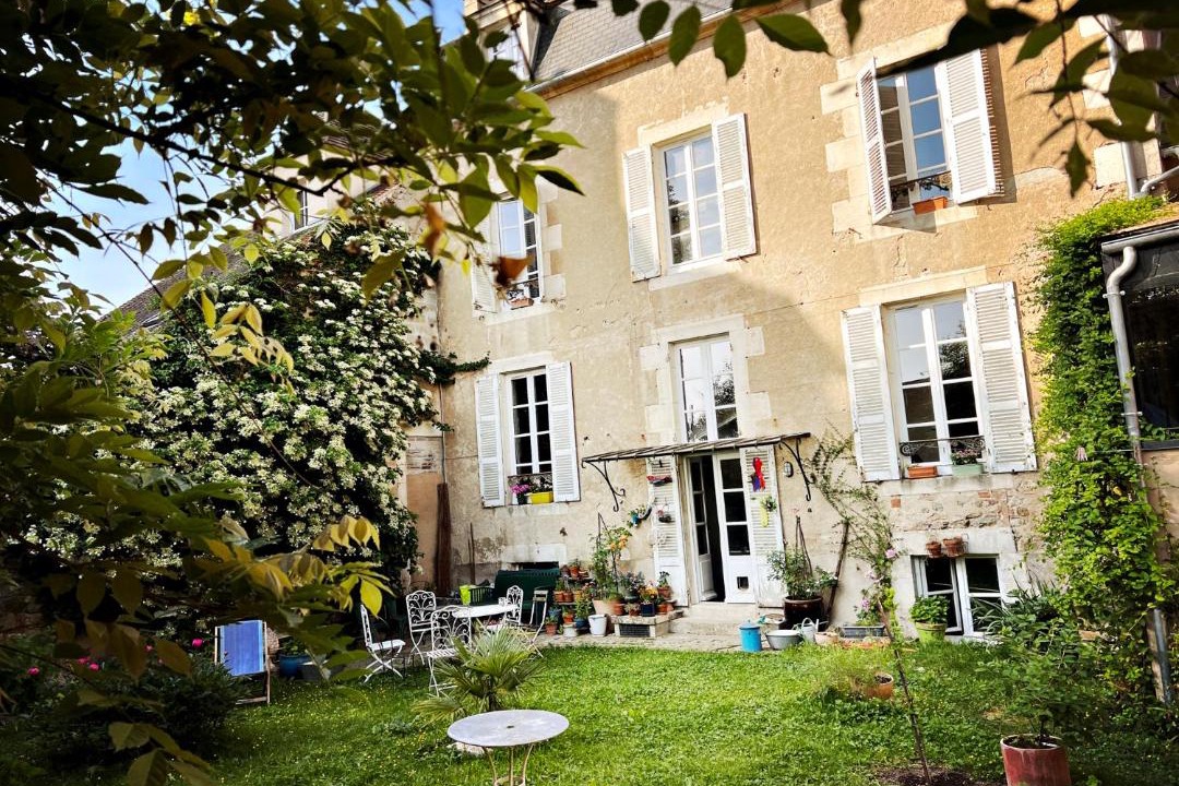 Photo of Others in Avallon