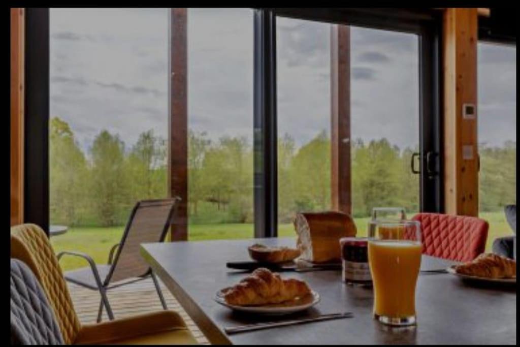 Photo of Others in Burstall