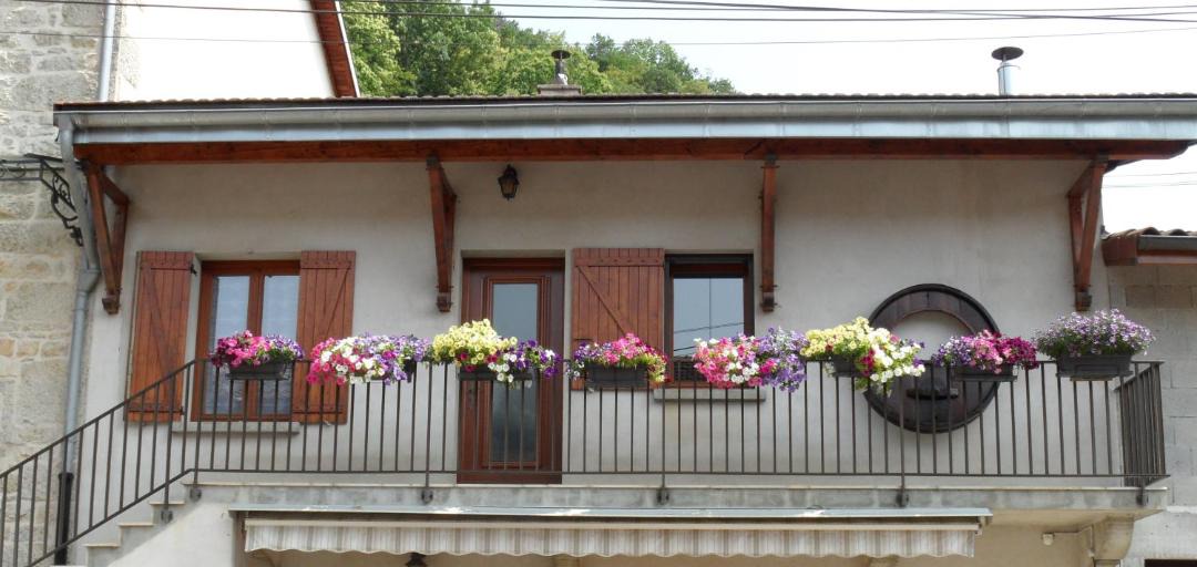 Photo of Others in Boyeux-Saint-Jerome