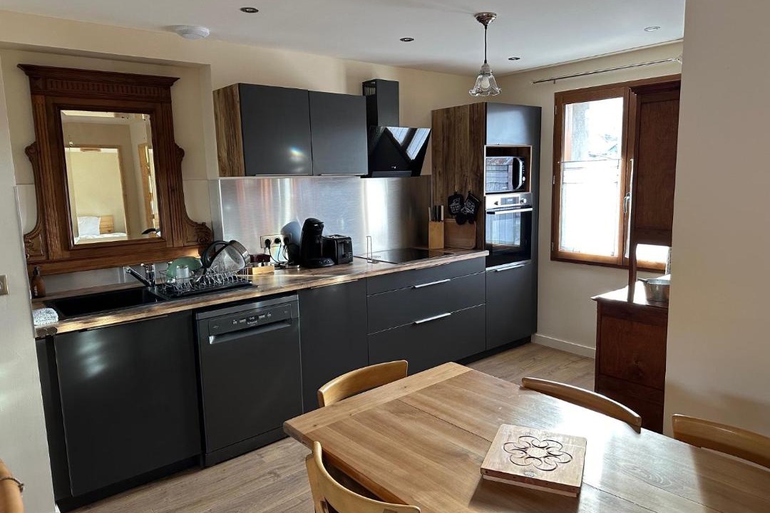 Photo of Others in Baratier