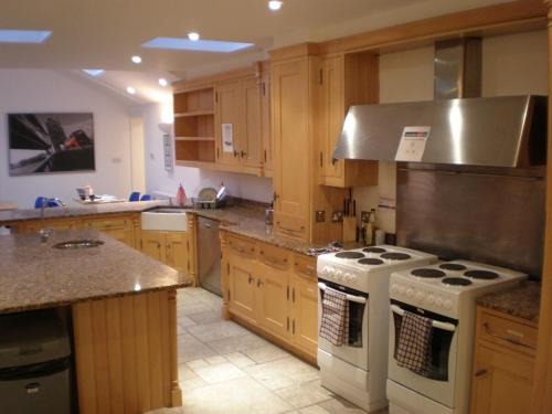 Photo of Others in Brondesbury Park