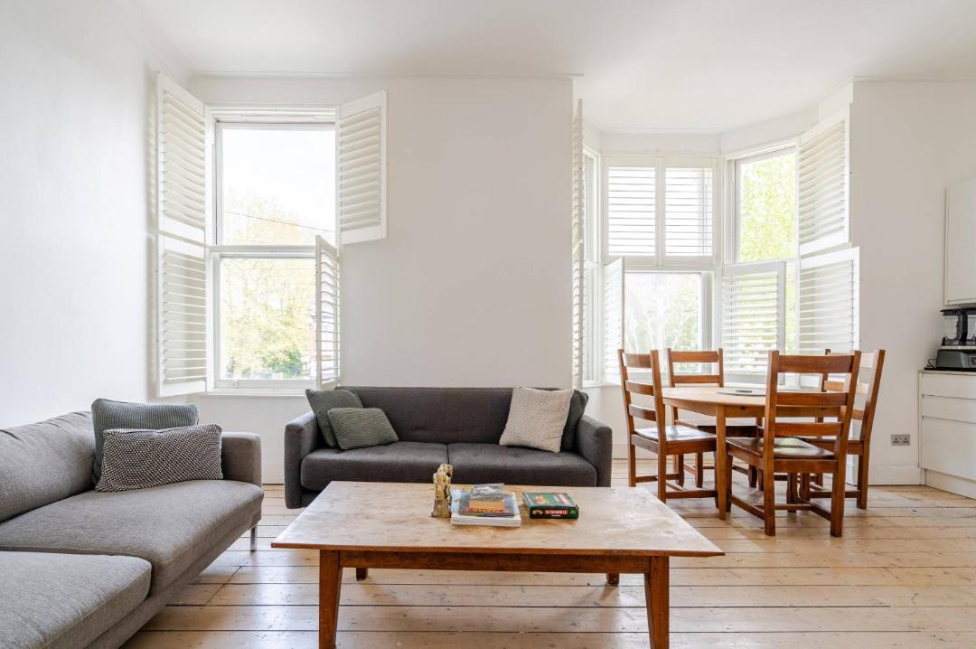 Photo of Others in Forest Gate