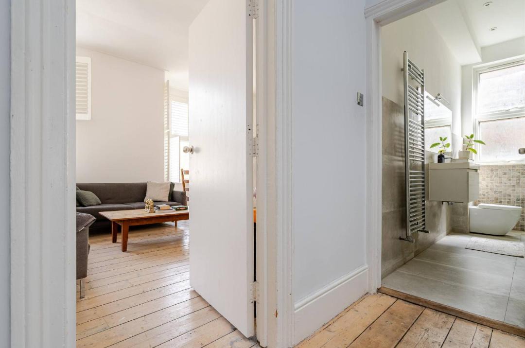 Photo of Others in Forest Gate